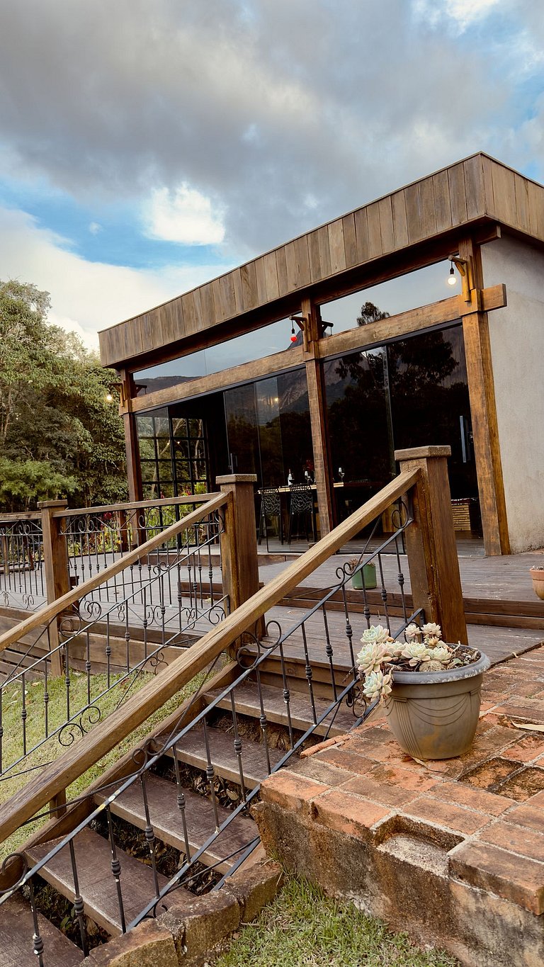 Casa Paineira Pedra Azul